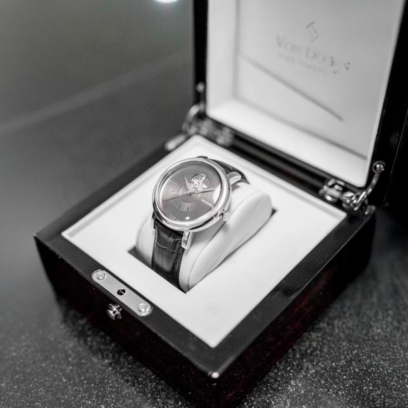 GRANDMASTER MARK II, 43 mm