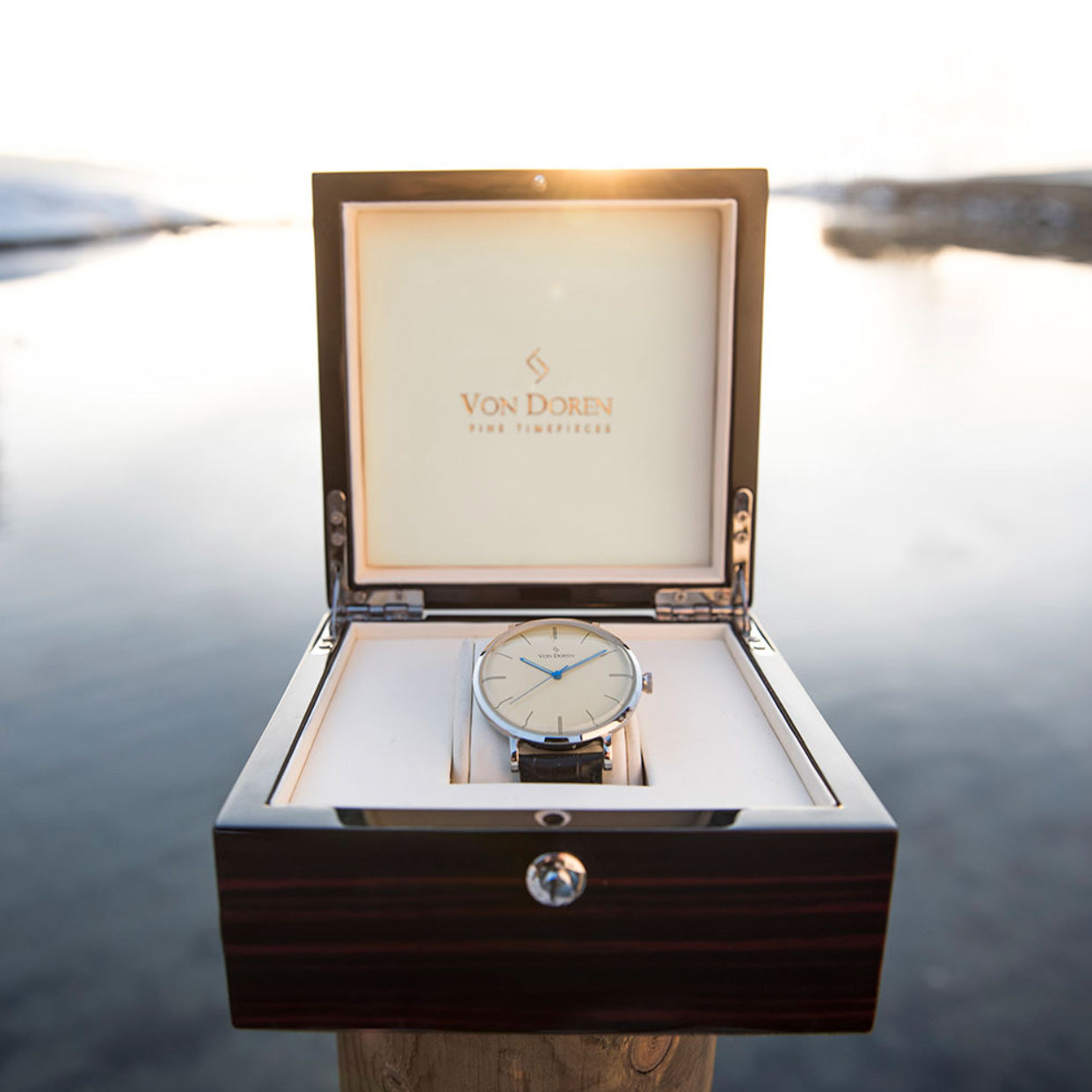 AKSLA MARK II - ANTIQUE WHITE, 42mm